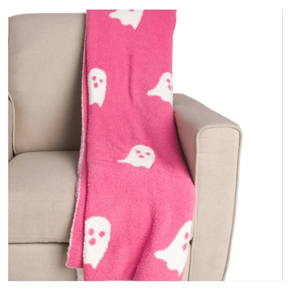 Cupcakes and Cashmere Halloween Ghosts Throw Pink Ghosts! Brand new!